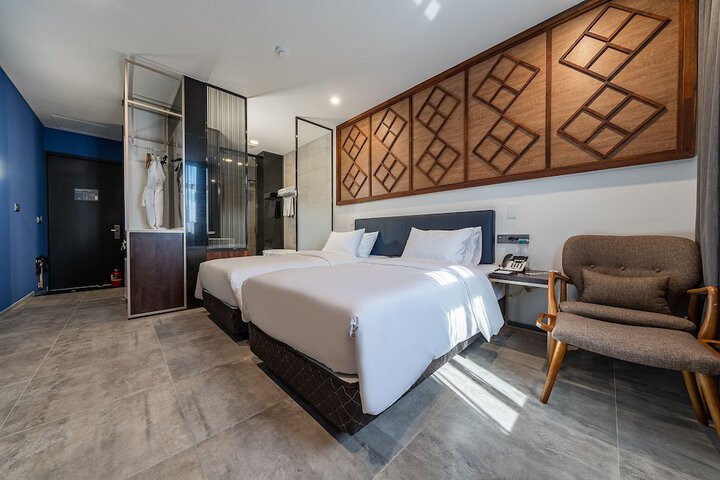 Room 7 of 22