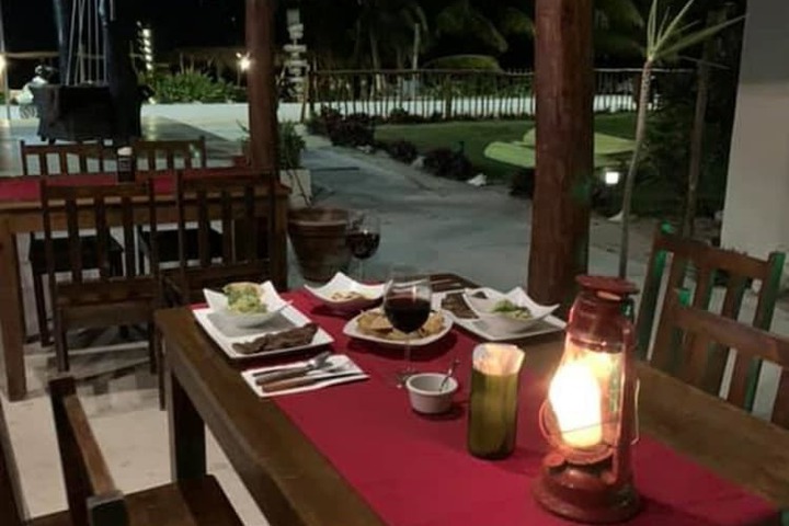 Dining 43 of 87
