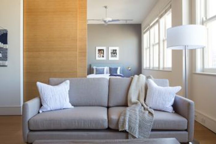 Intimate 1BR in C.B.D. by Sonder
