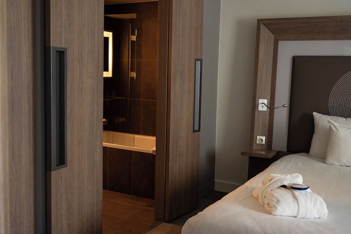 Room 15 of 88