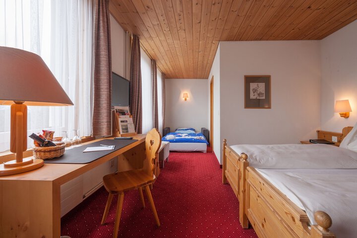 Room 15 of 64
