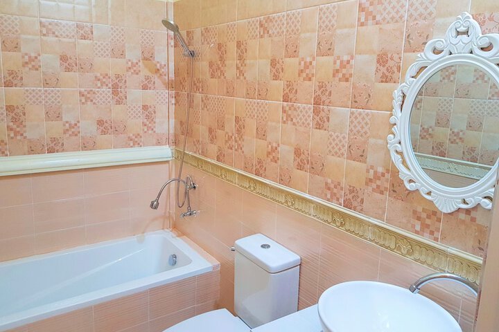 Room 14 of 30