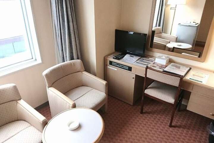 Room 53 of 116