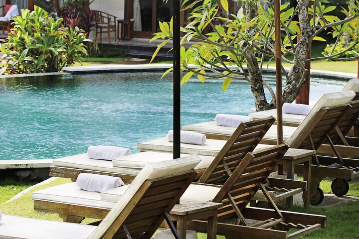 Pools & Facilities