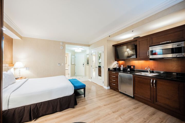 Room 44 of 438