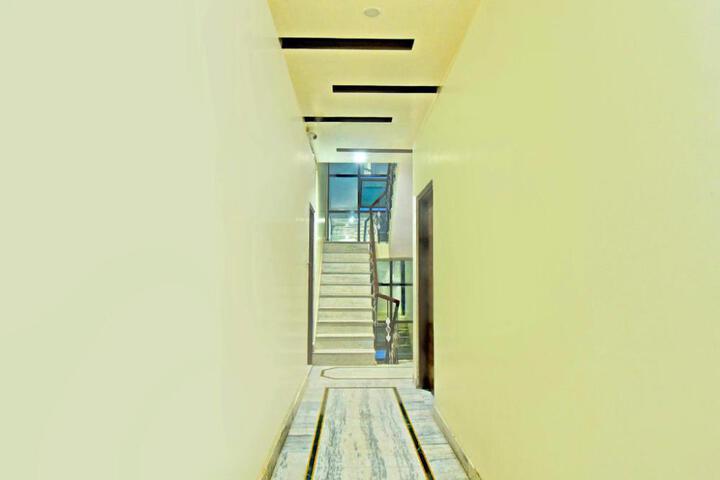 Hotel O Royal Govindam