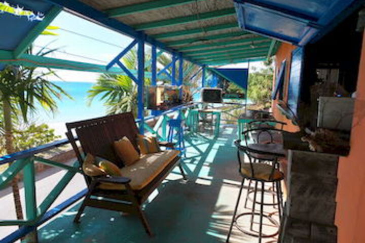 Sundeck 33 of 33