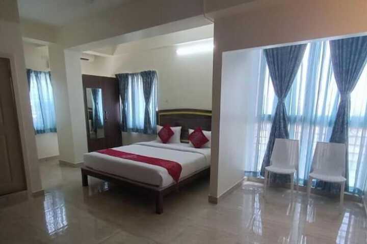 Room 3 of 10