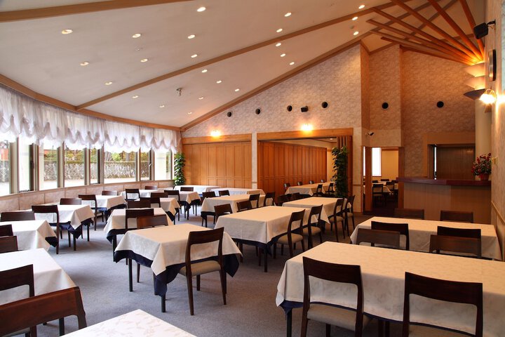Dining Photos