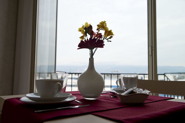 Dining 65 of 69