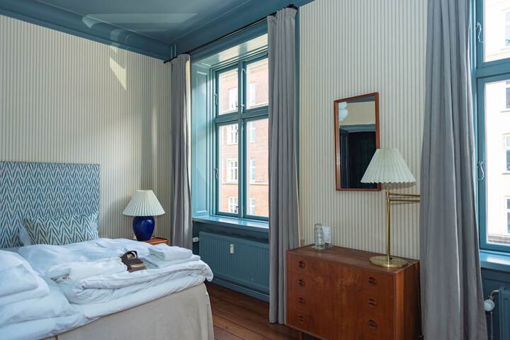Room 18 of 35