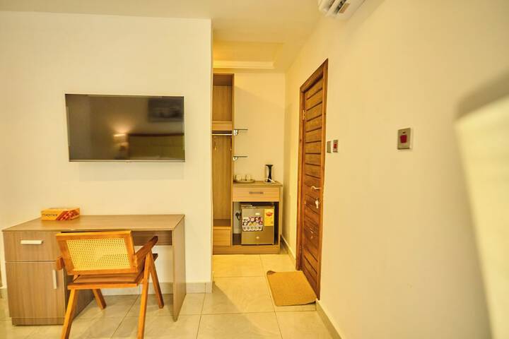 Room 56 of 144