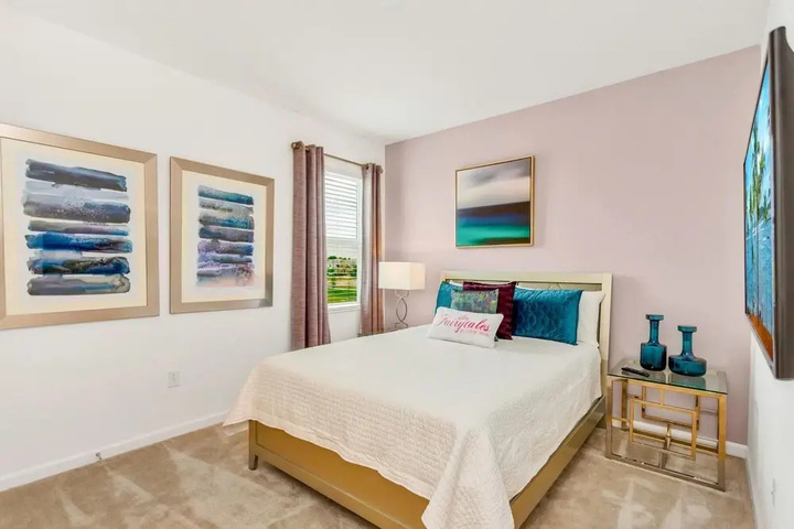 Room 3 of 21