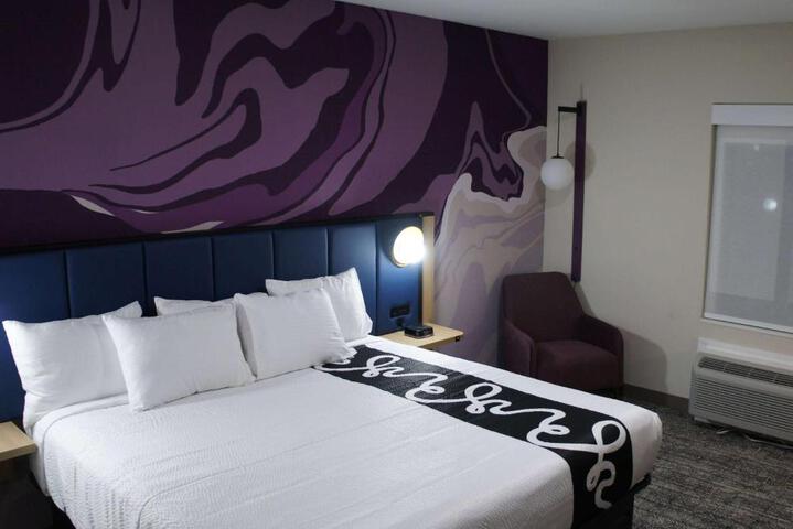 Photo of La Quinta Inn & Suites by Wyndham Memphis East