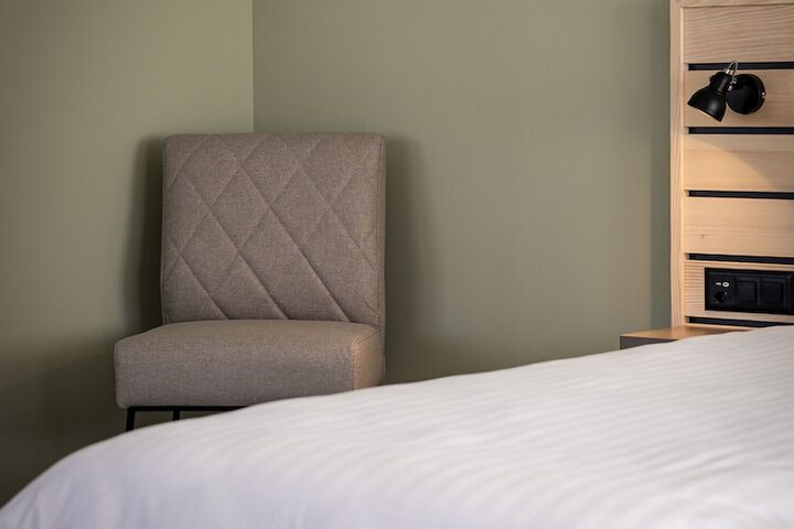 Room 10 of 41