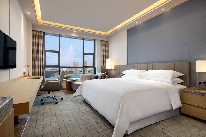 Room 20 of 46
