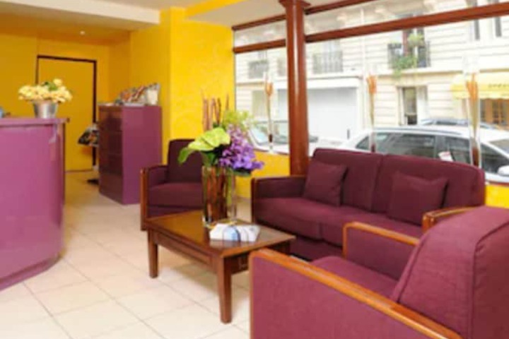 Entrance & Lobby