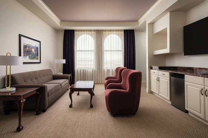 Room 48 of 104