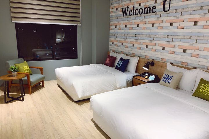 Room 25 of 66