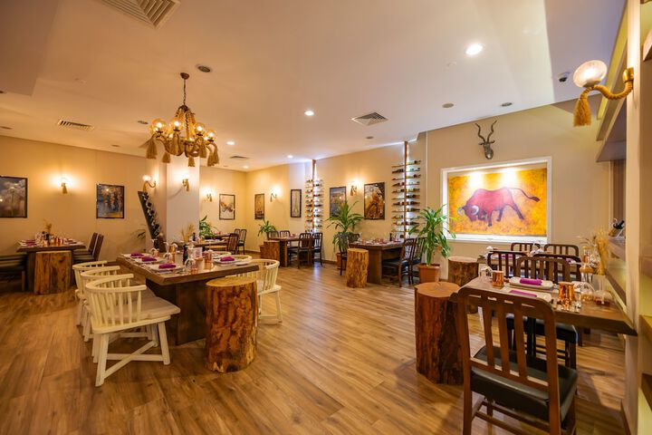 Lounge 158 of 259