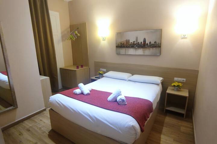 Room 13 of 42