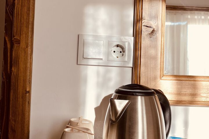 Room 6 of 51