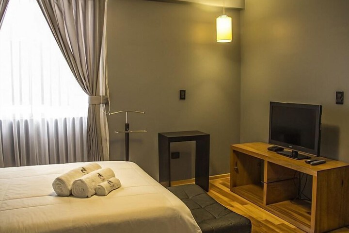 Room 4 of 27