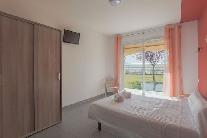 Room 15 of 95