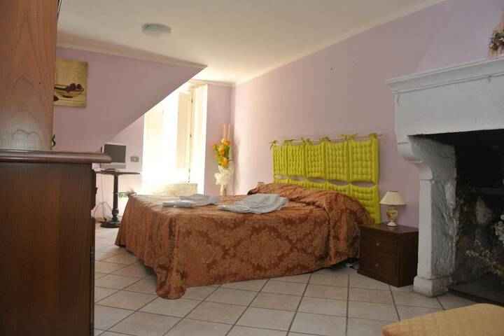 Room 19 of 45