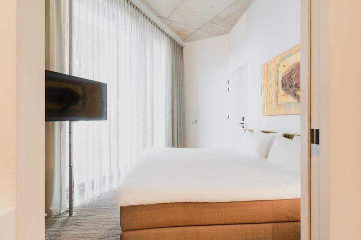 Room 29 of 115