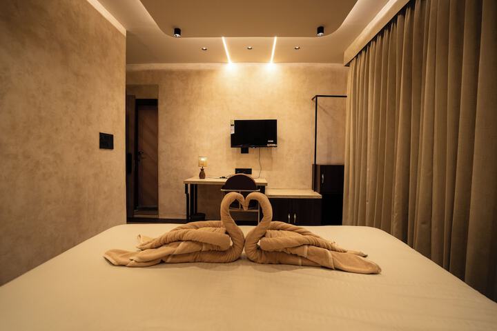 Room 21 of 48