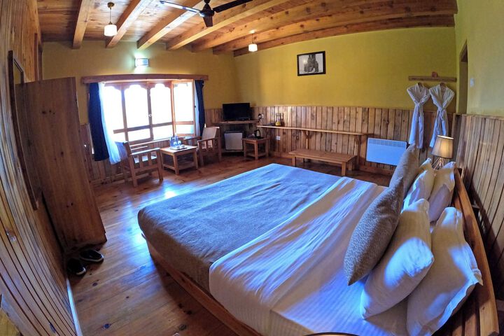 Room 18 of 72