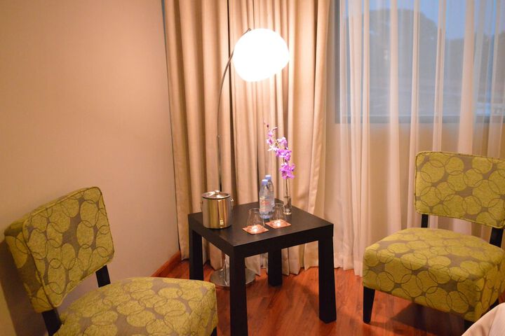 Room 52 of 152