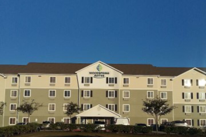 Hotel 22 of 28