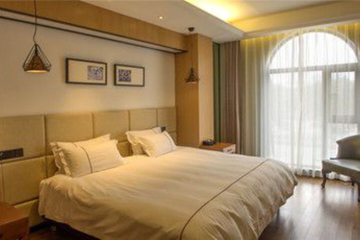 Room 56 of 94