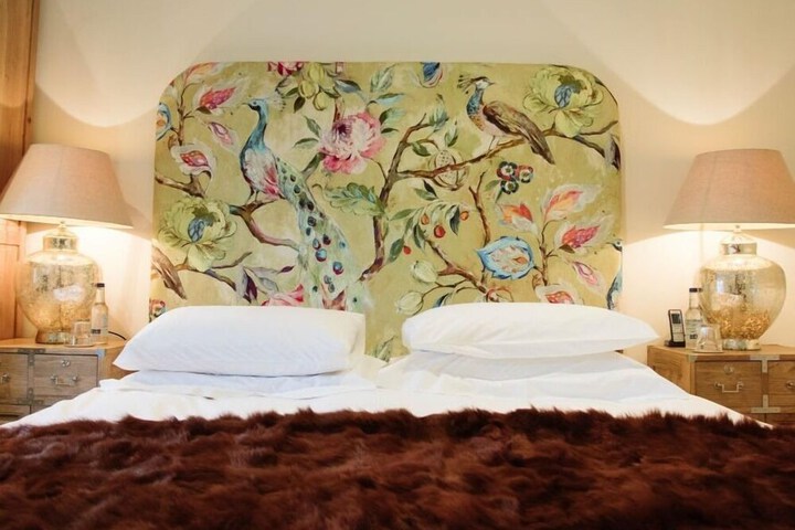 Room 2 of 39