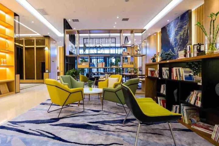 Atour Hotel Pingyao Ancient City