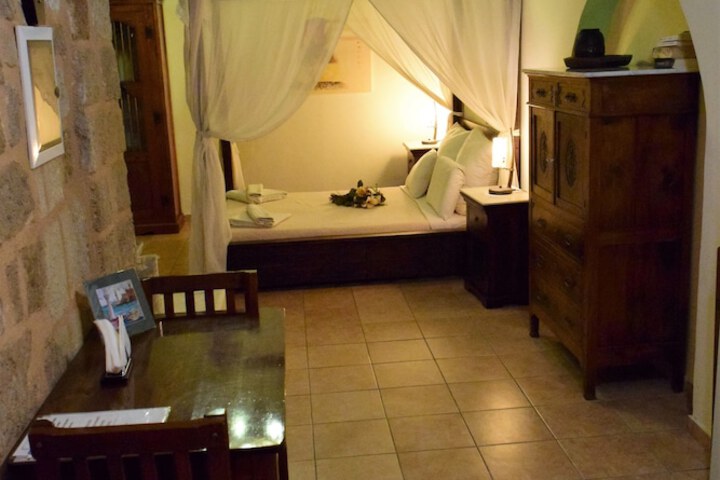 Room 3 of 61