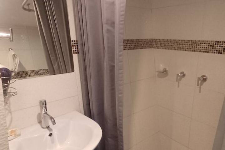 Bath Photo