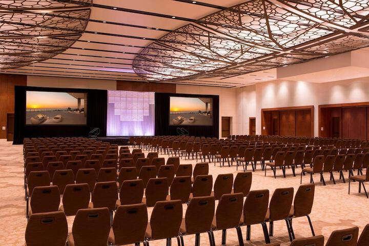 Meeting facility