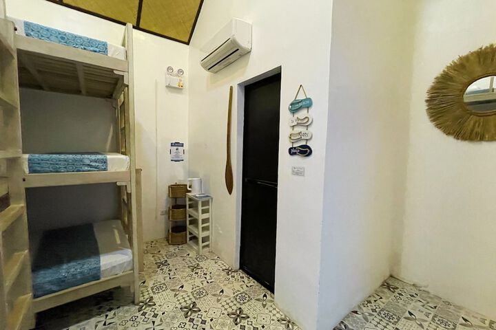 Room 18 of 106