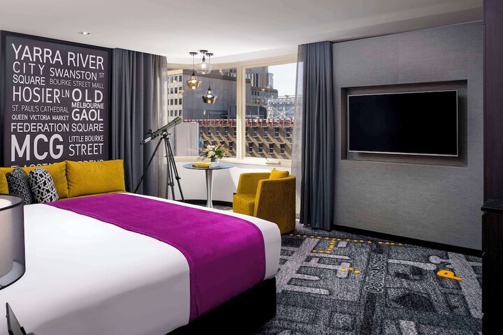 Room 5 of 114
