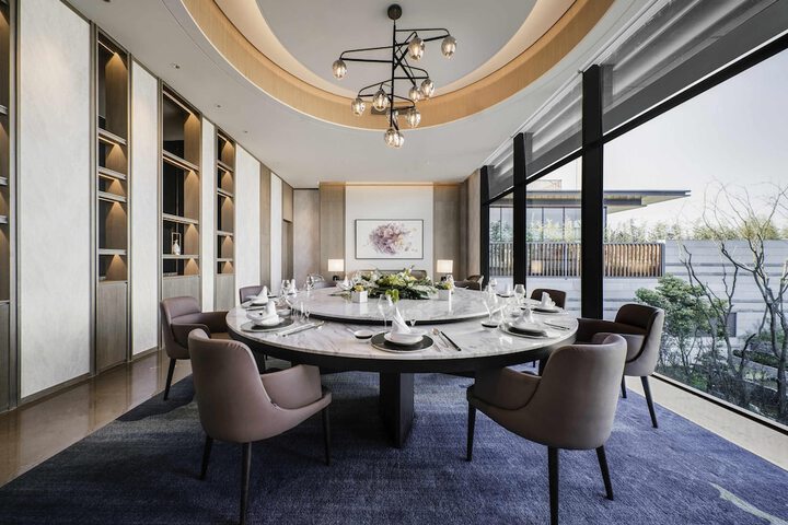 Dining 54 of 67
