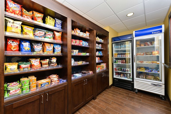 Snack bar