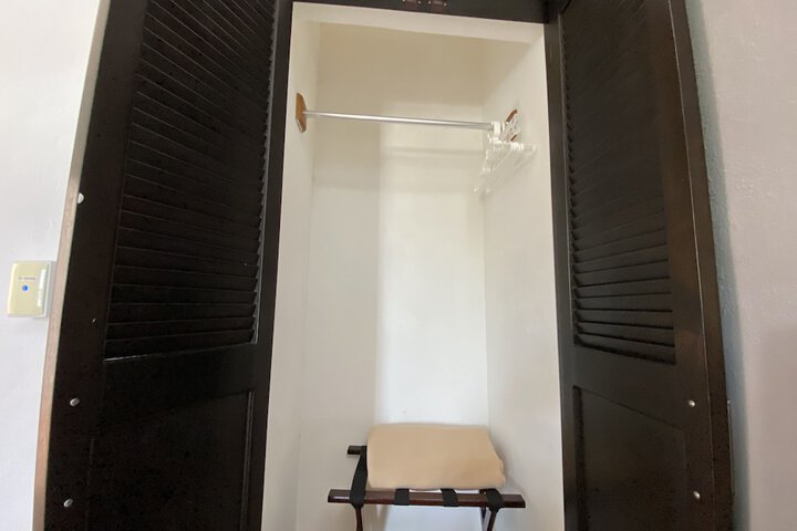 Room 54 of 137