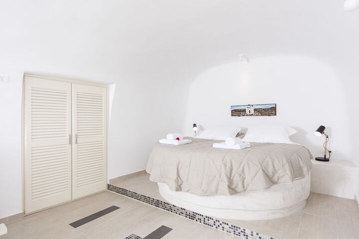 Room 13 of 73