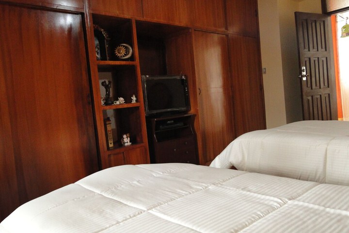 Room 4 of 14