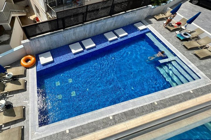 Pool 42 of 57