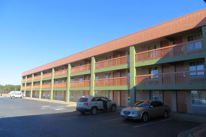 Amenities Pic