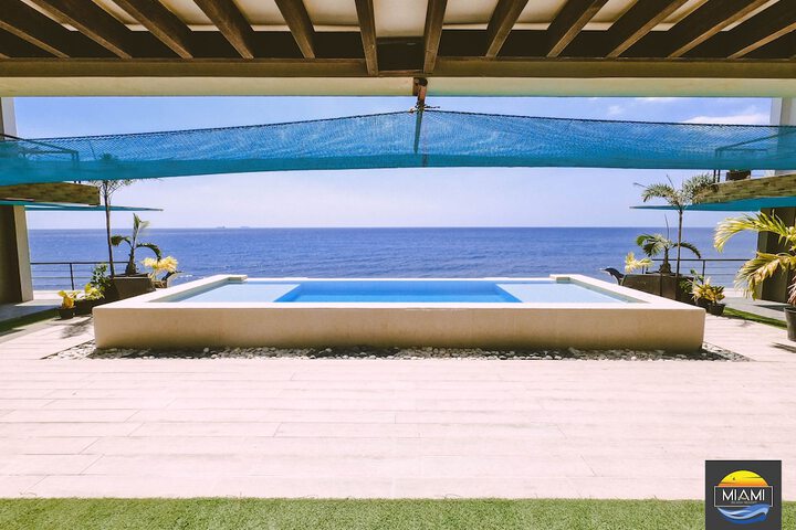 Pool 44 of 56